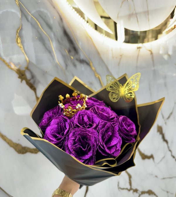Ramo de rosas (morado)