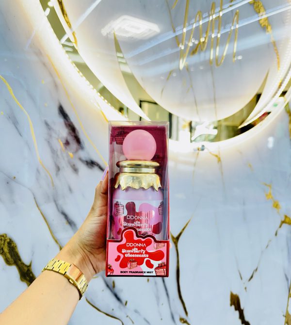Body Mist strawberry cheesecake